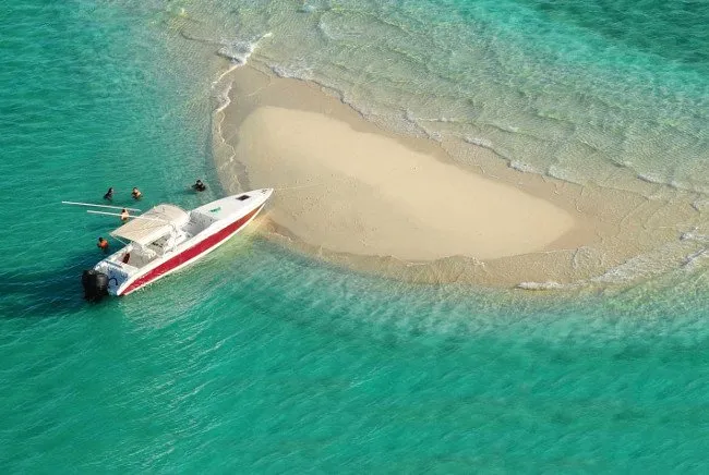 Boat trips & Jarada Island Group Trips